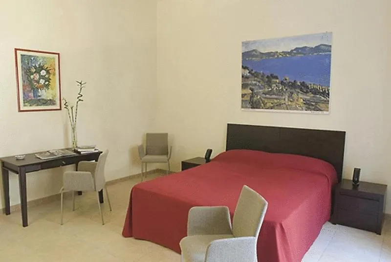 Palazzo Serraino-1